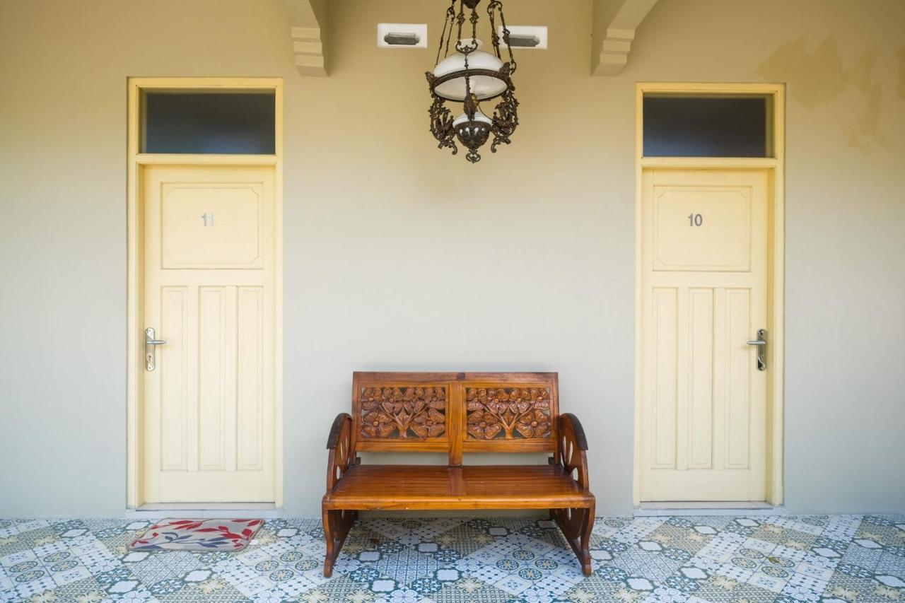 Hotel Reddoorz Near Umy Yogyakarta à Ngabean Extérieur photo